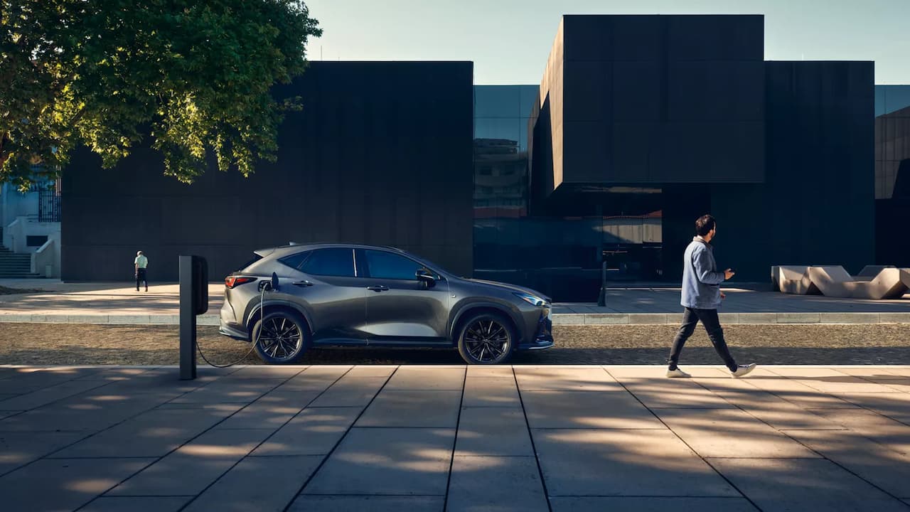 Lexus NX 450H+